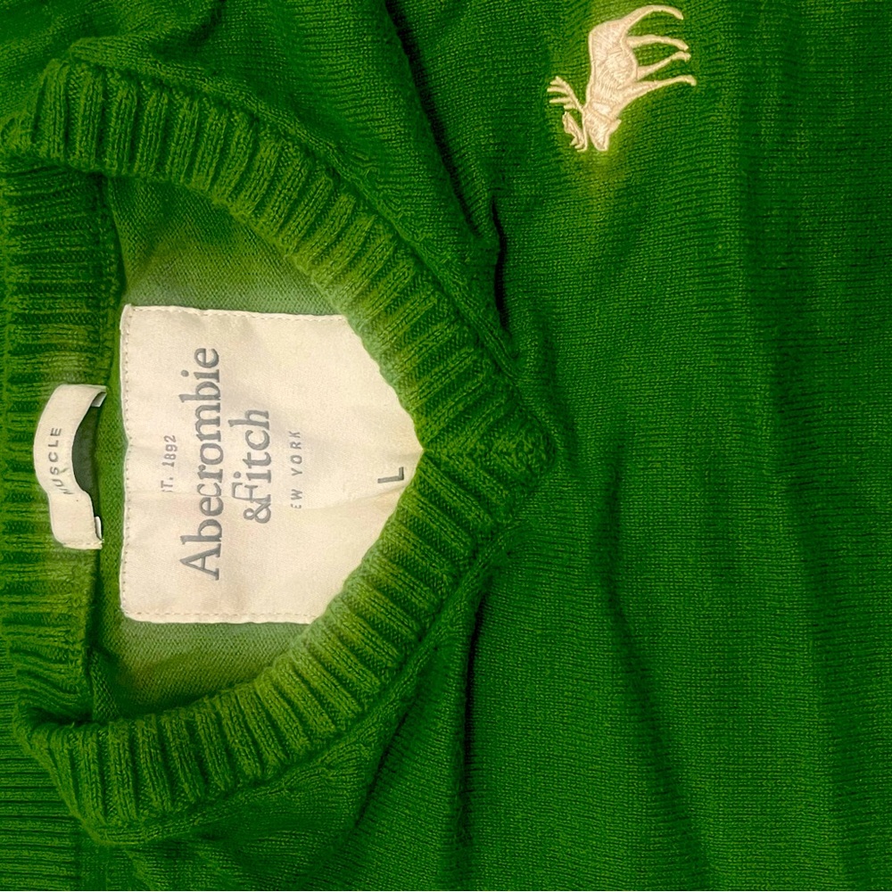 Abercrombie and Fitch muscle long sleeve sweatshirt